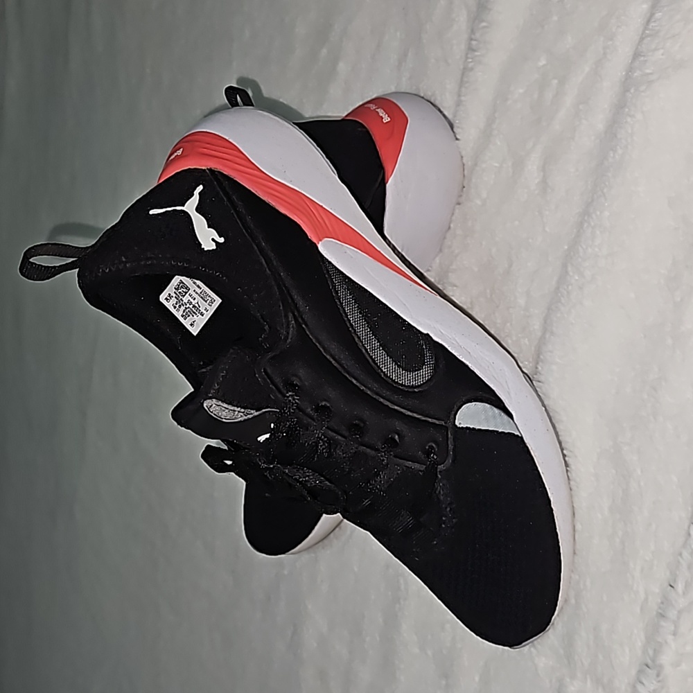 Puma Black and Pink Women's Sneakers